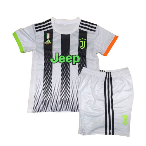 juventus x palace kit