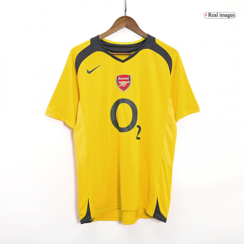 Retro Arsenal Away Jersey 2005/06