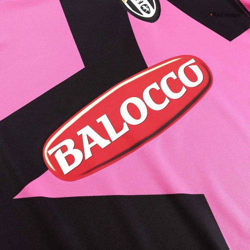 Retro Juventus Away Jersey 2011/12