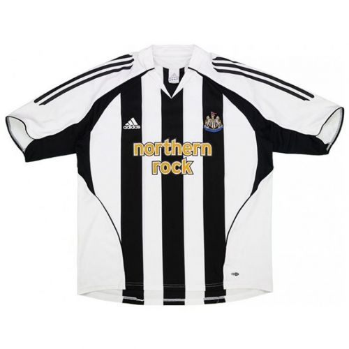 Retro Newcastle United Home Jersey 2005/06